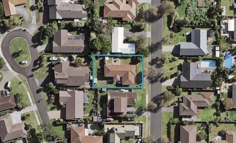 6 Foxbridge Lane, Conifer Grove, Takanini - Carousel 1
