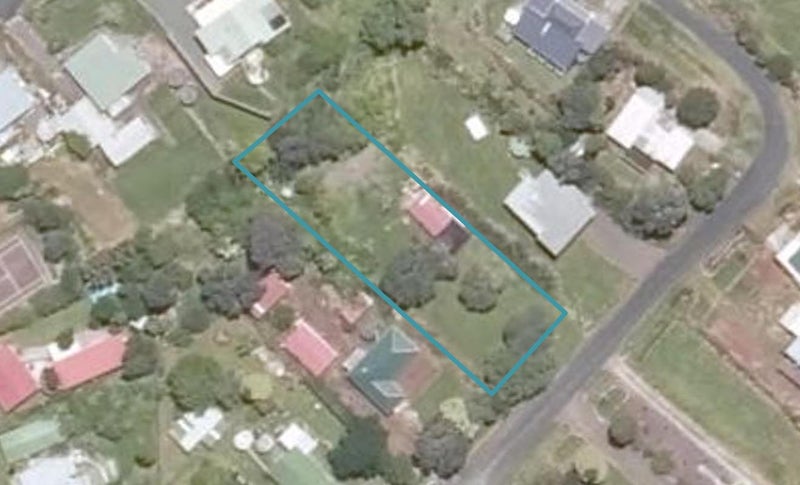 11 Regent Street, Whakapirau - Carousel 1
