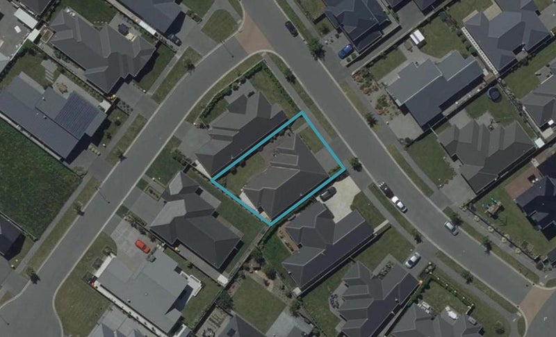 8 Benedict Street, Aidanfield, Christchurch - Carousel 1