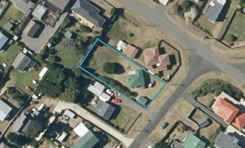 11 Robbie Street, Foxton Beach, Foxton - Carousel 1
