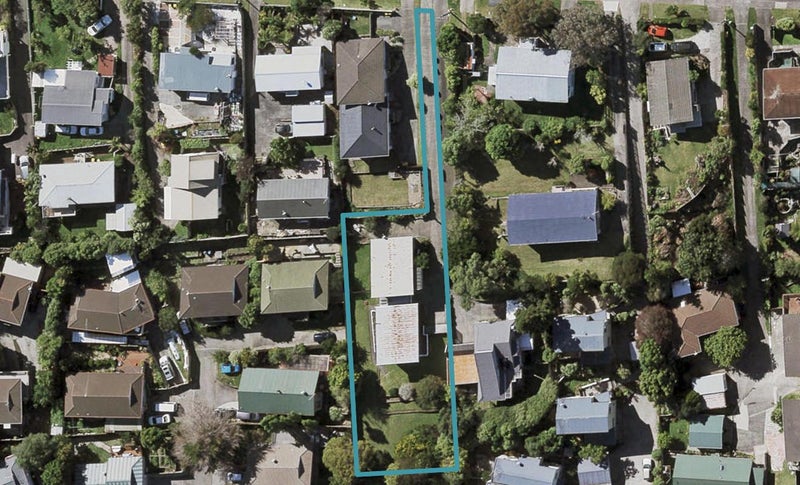 2/51A TARGET RD, Totara, Auckland - Carousel 1