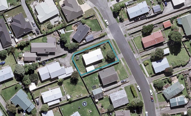 39 Camellia Avenue, Bell Block, New Plymouth - Carousel 1