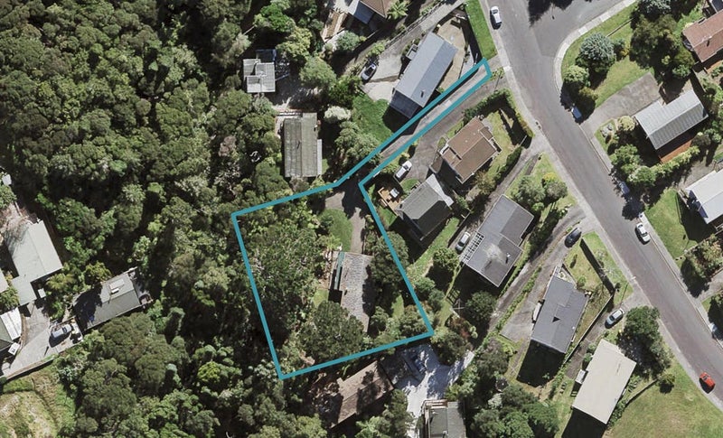 22 Anne McLean Drive, Bayview, Auckland - Carousel 1