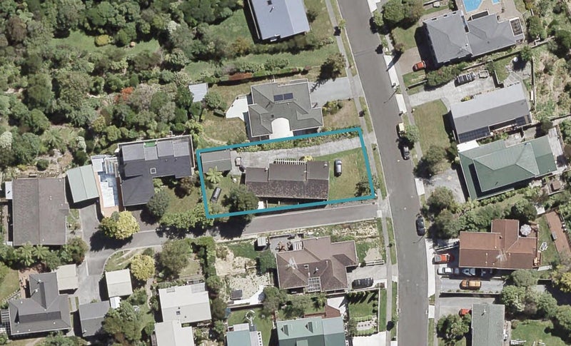 14 Seymour Grove, Kingsley Heights, Upper Hutt - Carousel 1