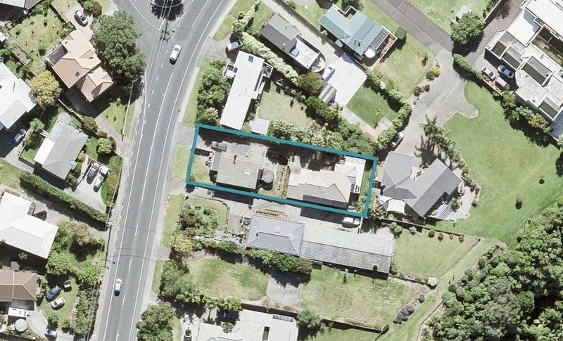 1/1019 Whangaparaoa Road, Tindalls Beach, Whangaparāoa - Carousel 1