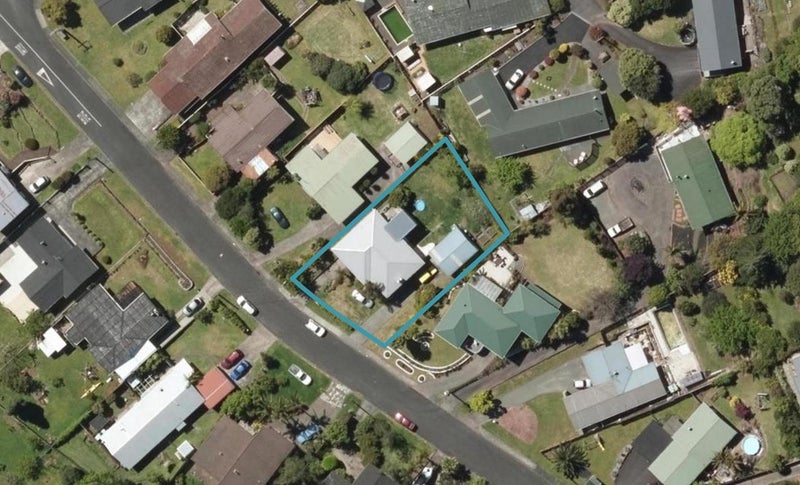 65 Carr Street, Kamo, Whangarei - Carousel 1