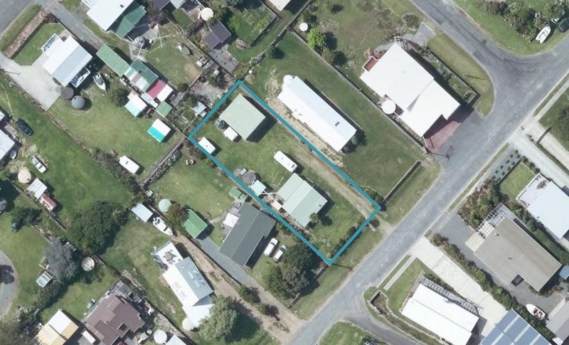 20 Lochiel Street, MAHIA, NUHAKA - Carousel 1
