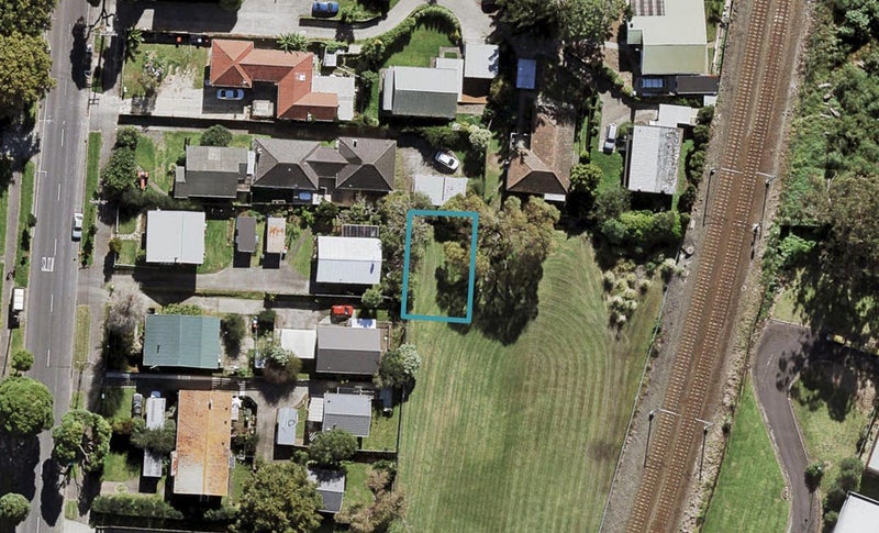 5 Porowhita Road, Avondale, Auckland - Carousel 1