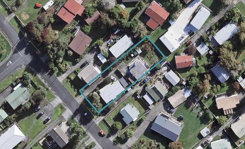 21A Te Moau Avenue, Parakai, Helensville - Carousel 1