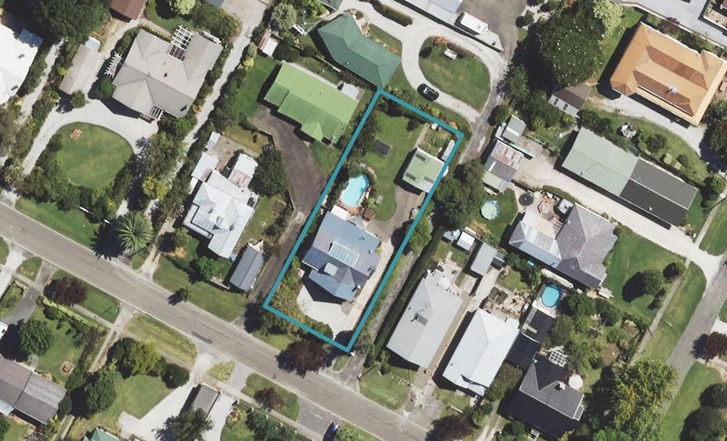 82 Iranui Road, Inner Kaiti, Gisborne - Carousel 1