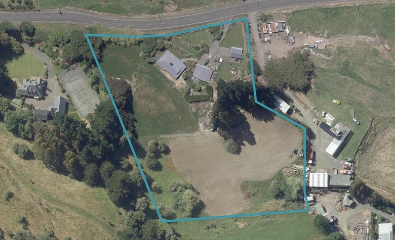 135 Saddle Hill Road, Scroggs Hill, Dunedin - Carousel 1