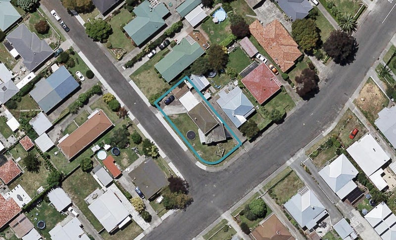503 Pepper Street, Saint Leonards, Hastings - Carousel 1