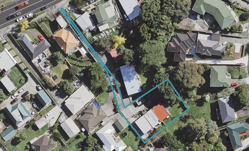 2/23C Hill Road, Hillpark, Auckland - Carousel 1