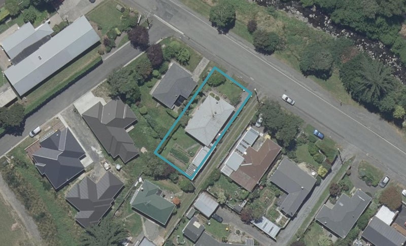 255 Malvern Street, Glenleith, Dunedin - Carousel 1