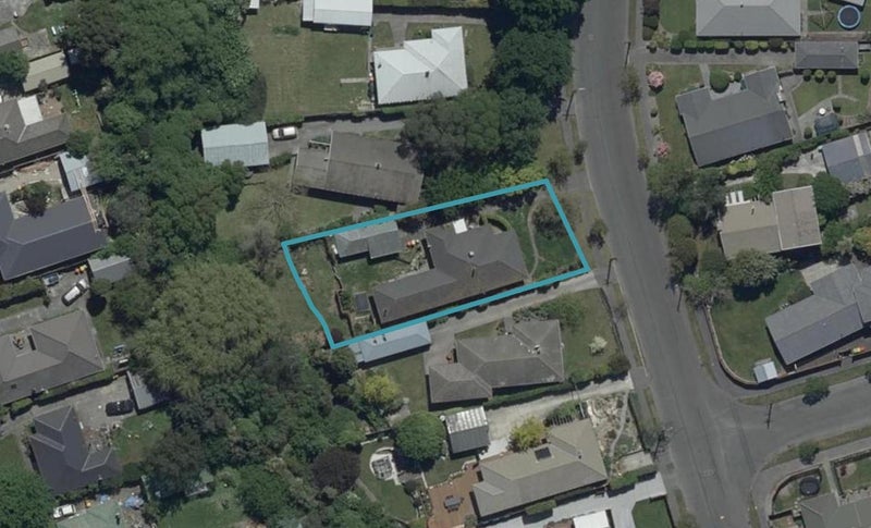 35 Sevenoaks Drive, Bryndwr, Christchurch - Carousel 1