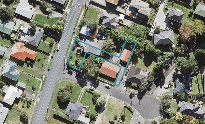 2A Alston Avenue, Kelston, Auckland - Carousel 1