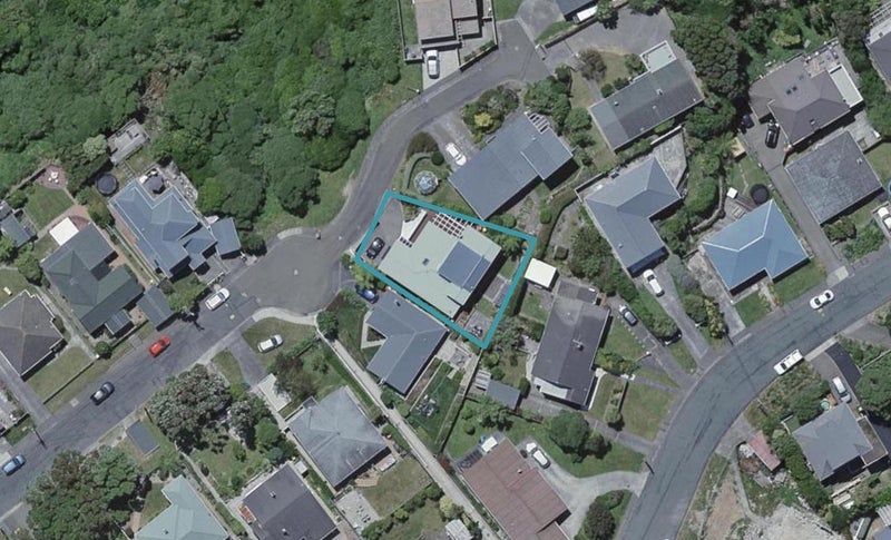 36 Raumati Terrace, Khandallah, Wellington - Carousel 1