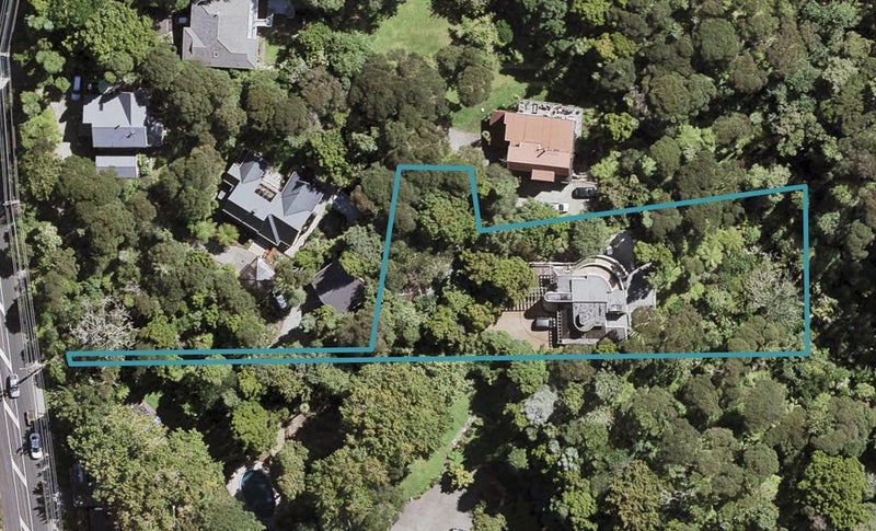 208 Atkinson Road, Titirangi, Auckland - Carousel 1