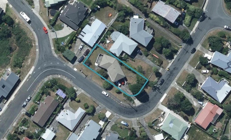 32 Tirowhanga Road, Paremata, Porirua - Carousel 1