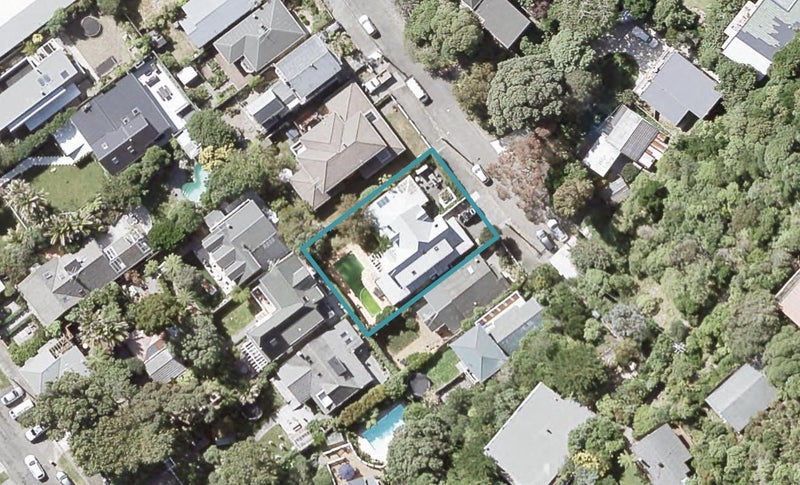 20 Matipo Street, Eastbourne, Lower Hutt - Carousel 1