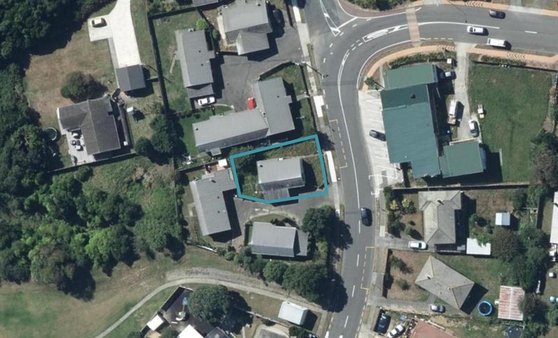 60 Takapuwahia Drive, Takapuwahia, Porirua - Carousel 1