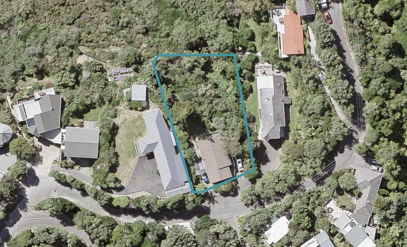 77 Howard Road, Point Howard, Lower Hutt - Carousel 1