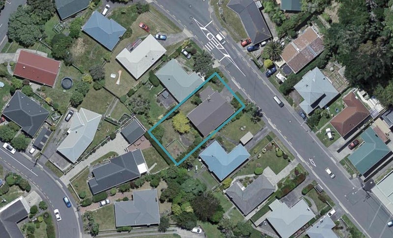 71 Kenmore Street, Newlands, Wellington - Carousel 1