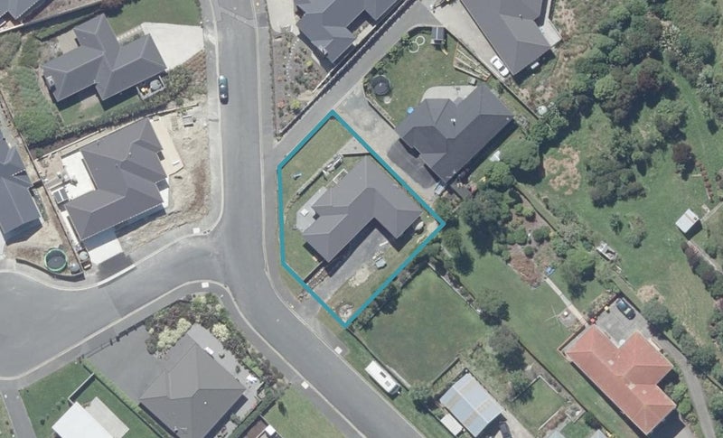 27 Glendermid Close, Sawyers Bay, Port Chalmers - Carousel 1