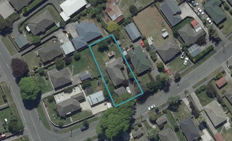 5 Hollyford Avenue, Bryndwr, Christchurch - Carousel 1