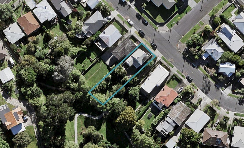 46 Westmere Crescent, Westmere, Auckland - Carousel 1