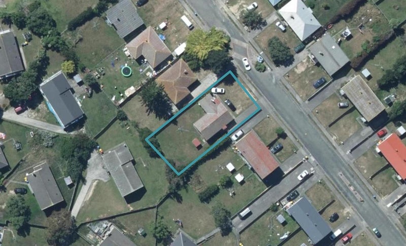 16 Kaituna Street, Waitangirua, Porirua - Carousel 1