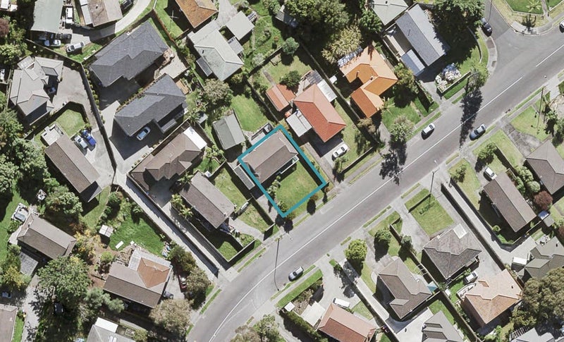 71 The Avenue, Lynfield, Auckland - Carousel 1