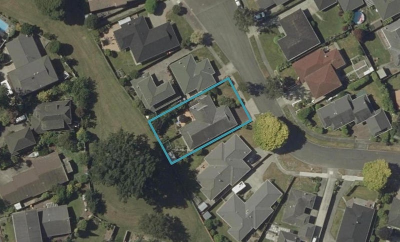 7 Caulfield Place, Awapuni, Palmerston North - Carousel 1
