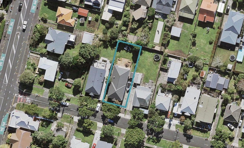 89 Gribblehirst Road, Sandringham, Auckland - Carousel 1