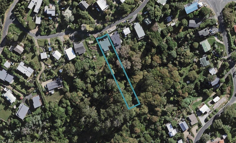 14 George Street, Surfdale, Waiheke Island - Carousel 1