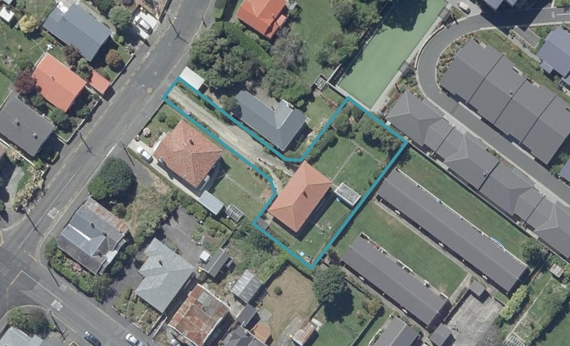 8 Chapman Street, Wakari, Dunedin - Carousel 1