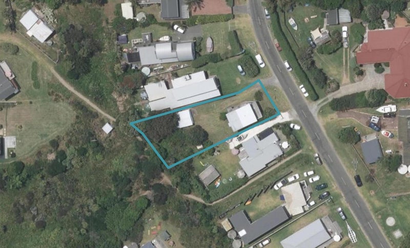 13 Alamar Crescent, Mangawhai Heads, Mangawhai - Carousel 1