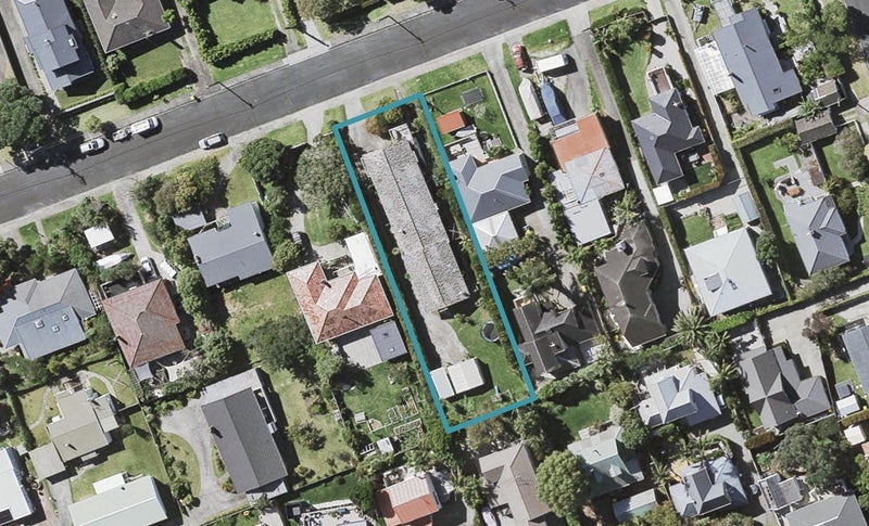 1/27 Kawerau Avenue, Devonport, Auckland - Carousel 1