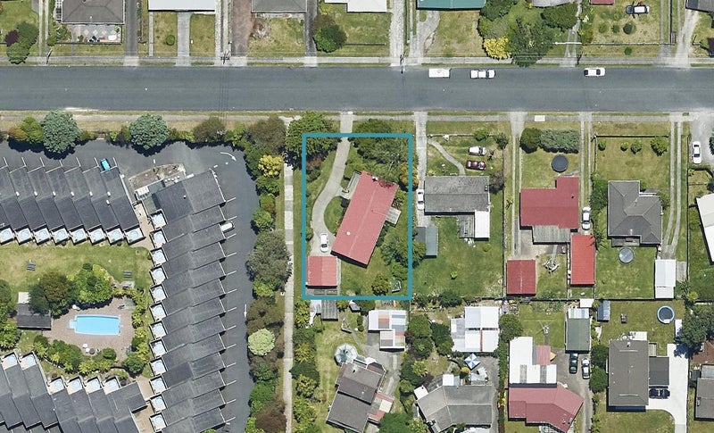 25 McKee Avenue, Fenton Park, Rotorua - Carousel 1