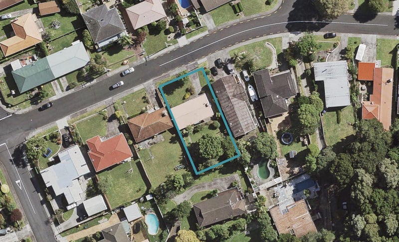 34 Collie Street, Hillpark, Auckland - Carousel 1