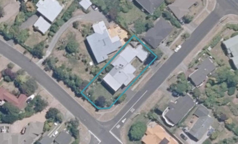 34 Titoki Avenue, Waipahihi, Taupo - Carousel 1