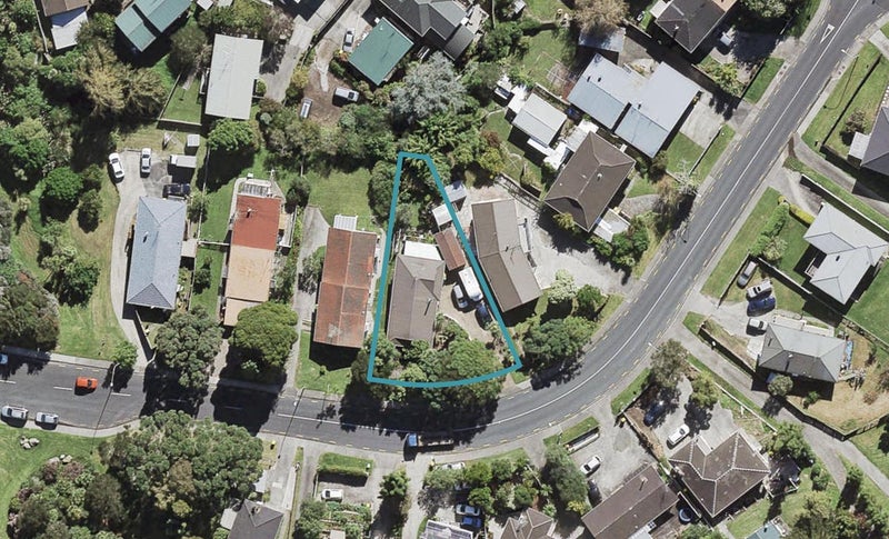 10 Downing Street, Glenfield, Auckland - Carousel 1