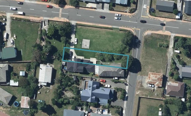 15 Te Arawi Street, Takapuwahia, Porirua - Carousel 1