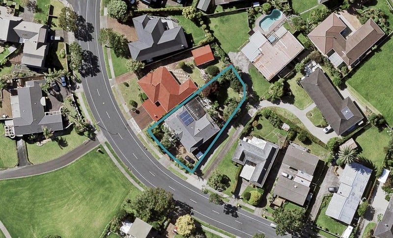 23 Bramley Drive, Farm Cove, Auckland - Carousel 1