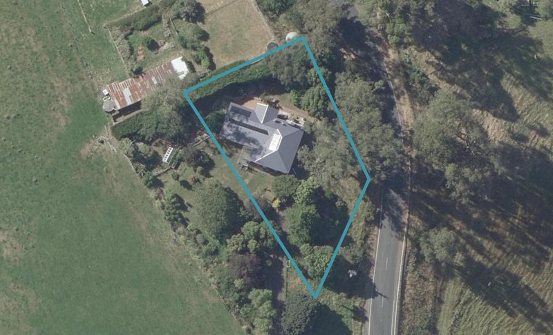 251 Scroggs Hill Road, Scroggs Hill, Dunedin - Carousel 1