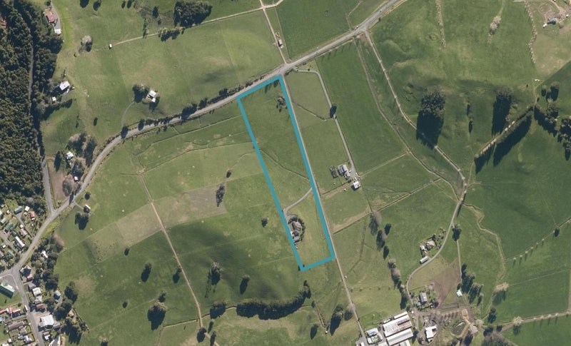 985 Maungakaramea Road, Whangarei - Carousel 1
