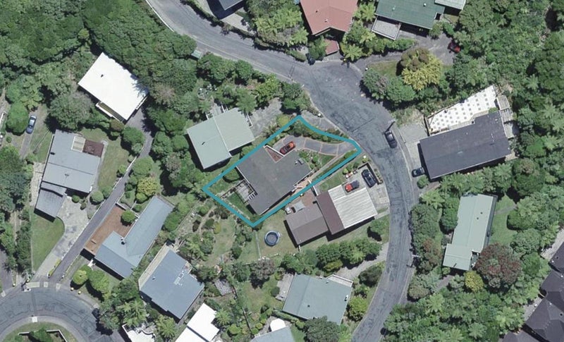 35 David Crescent, Karori, Wellington - Carousel 1