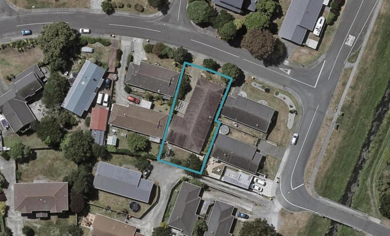 28 The Avenue, Paraparaumu Beach, Paraparaumu - Carousel 1
