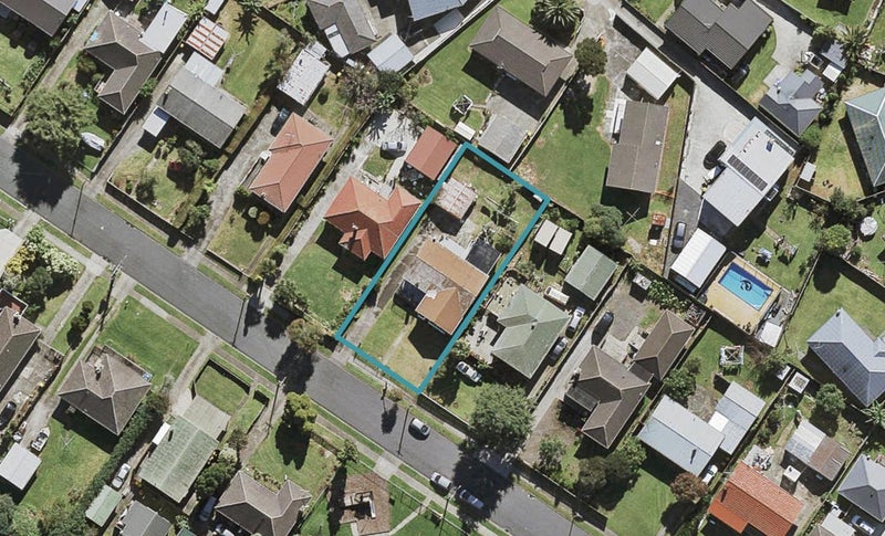 23 Mervan Street, Mangere East, Auckland - Carousel 1