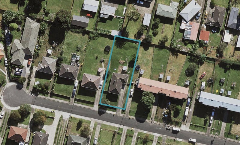 19 Larsen Street, Otara, Auckland - Carousel 1